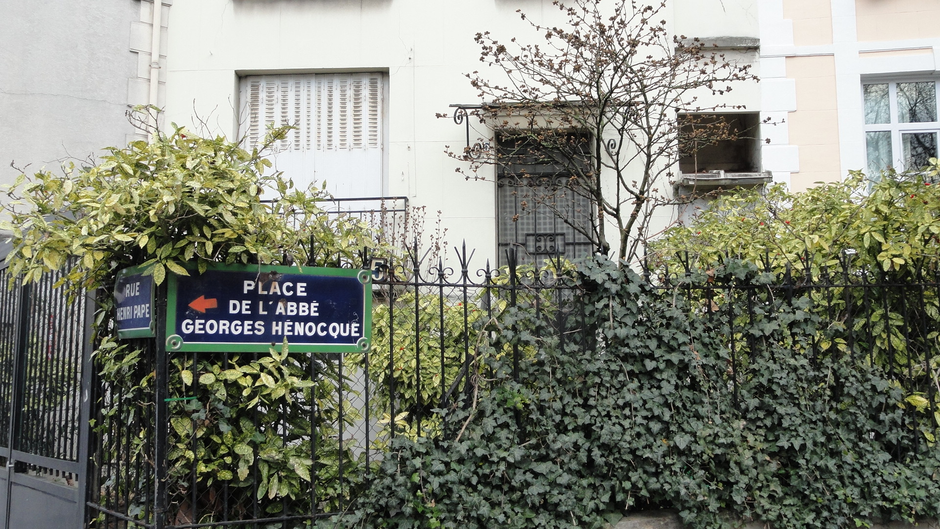 Place de l'Abbé Georges Hénocque