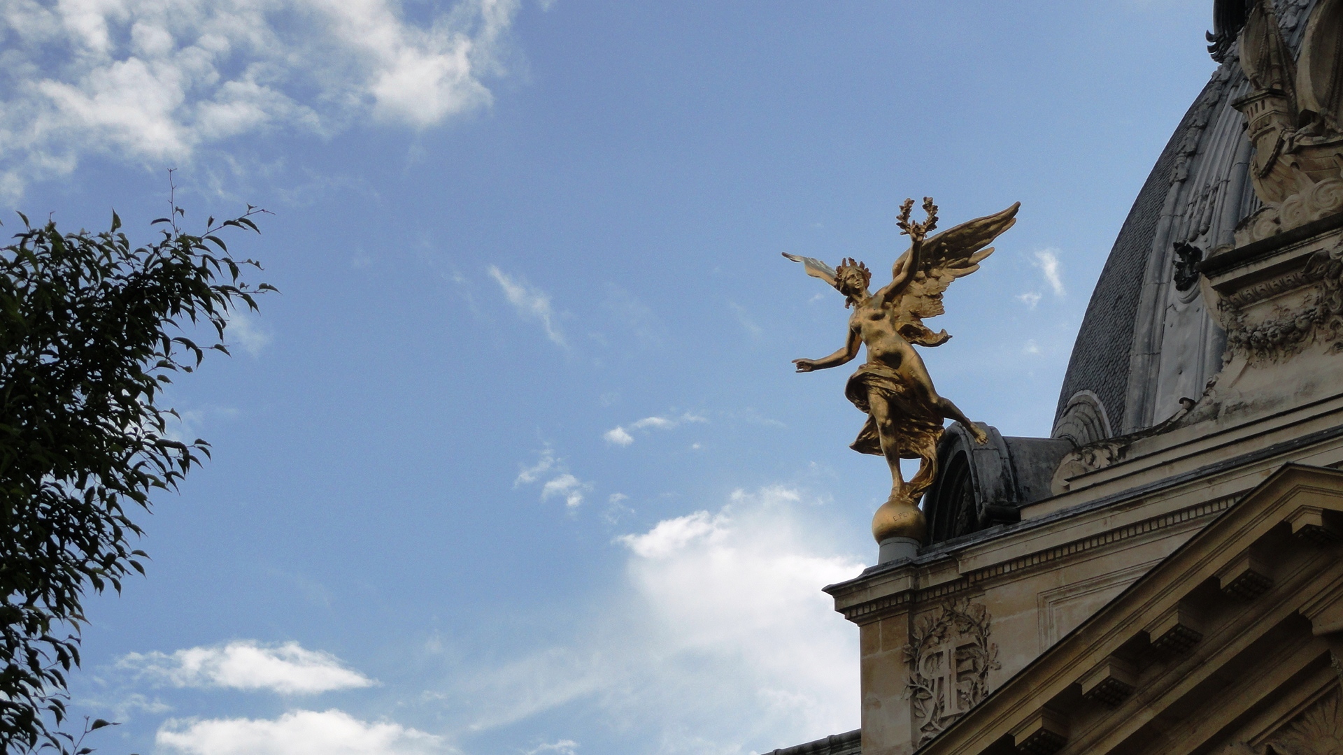 Jardin du Petit Palais - Statue