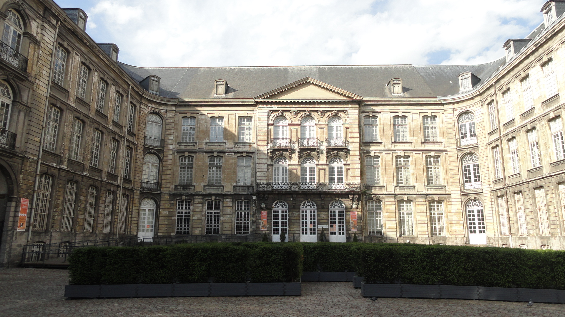 Arras - Le Palais Saint Vaast