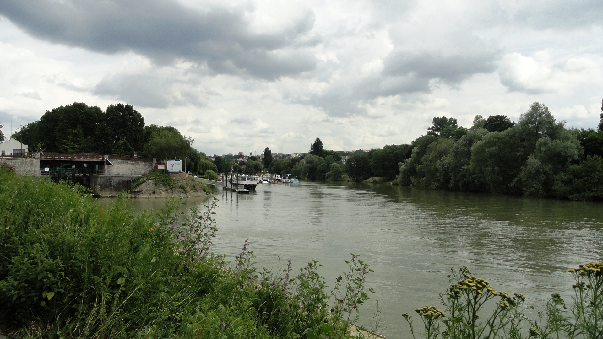 La Marne et le canal de Chelles
