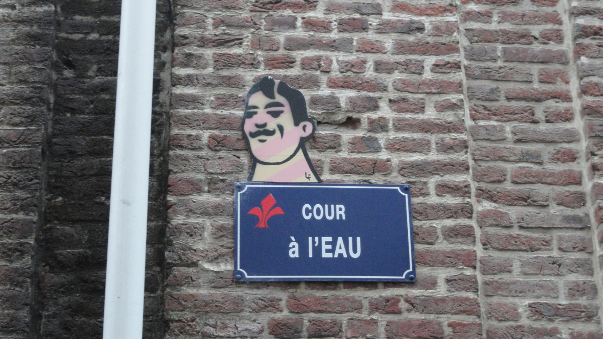 Vieux Lille - Cour à l'eau - Street art