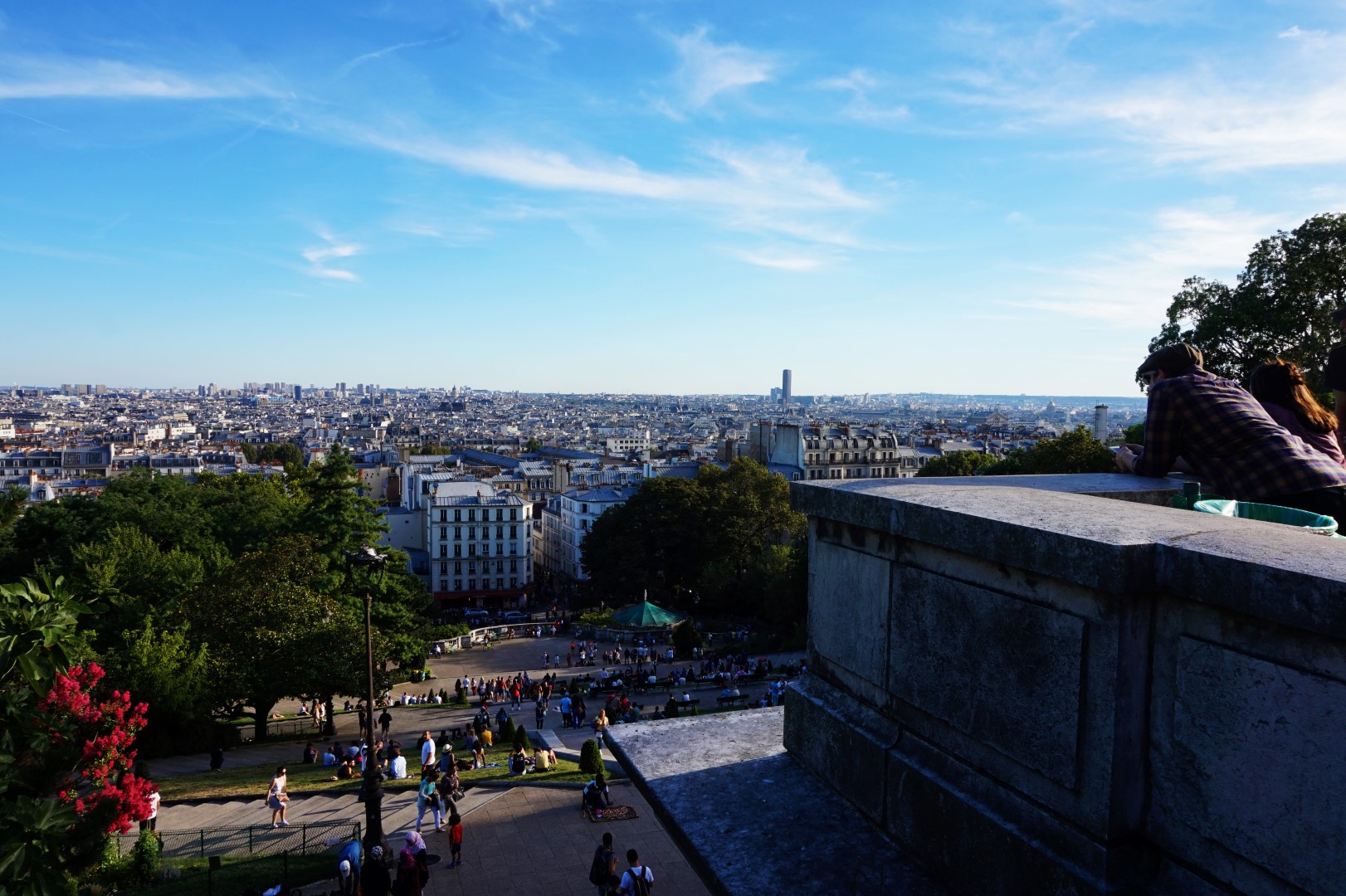 Balade dans le 18e - En bas de la butte Montmartre - Vue depuis le Sacré Coeur