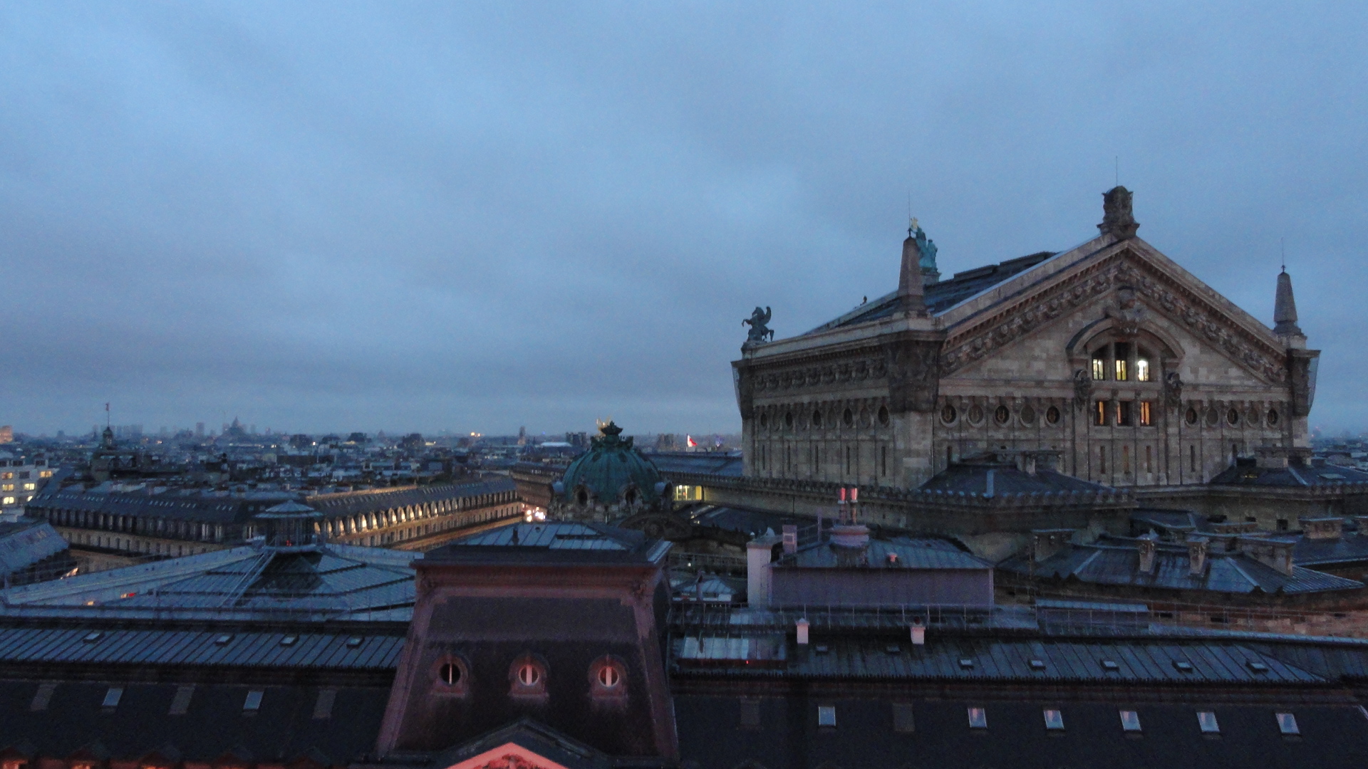 Vue de Paris depuis le tout des Galeries Lafayette - Opéra