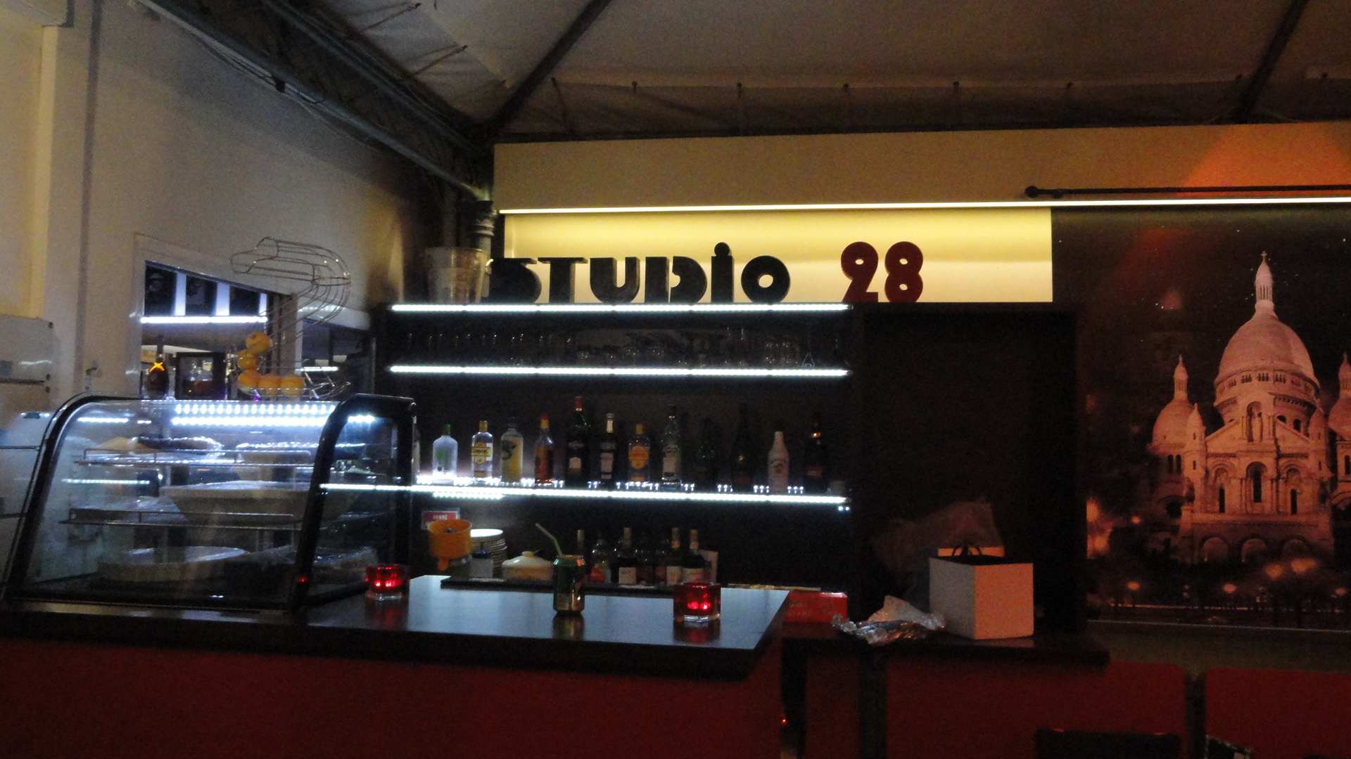 Studio 28 - Bar
