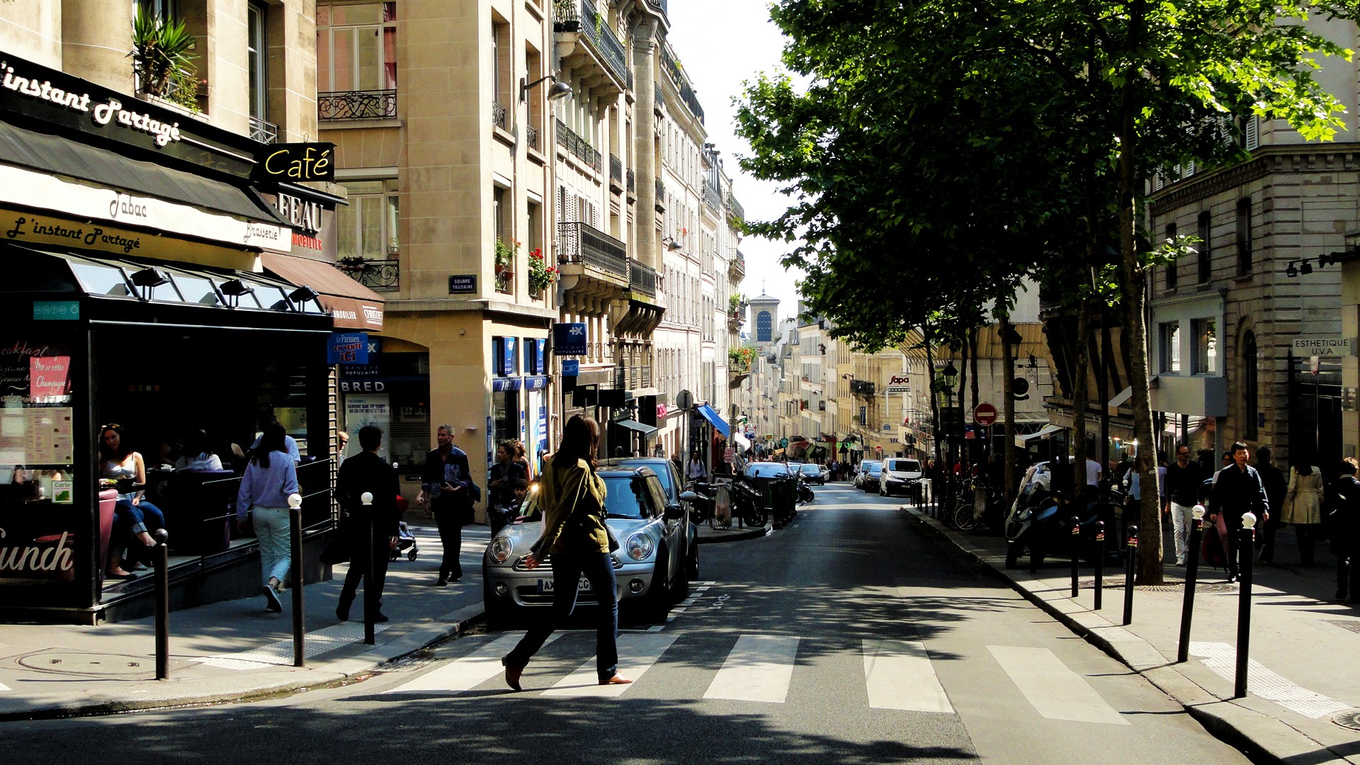 Balade dans le 9e - De Pigalle à Cadet - Rue des Martyrs