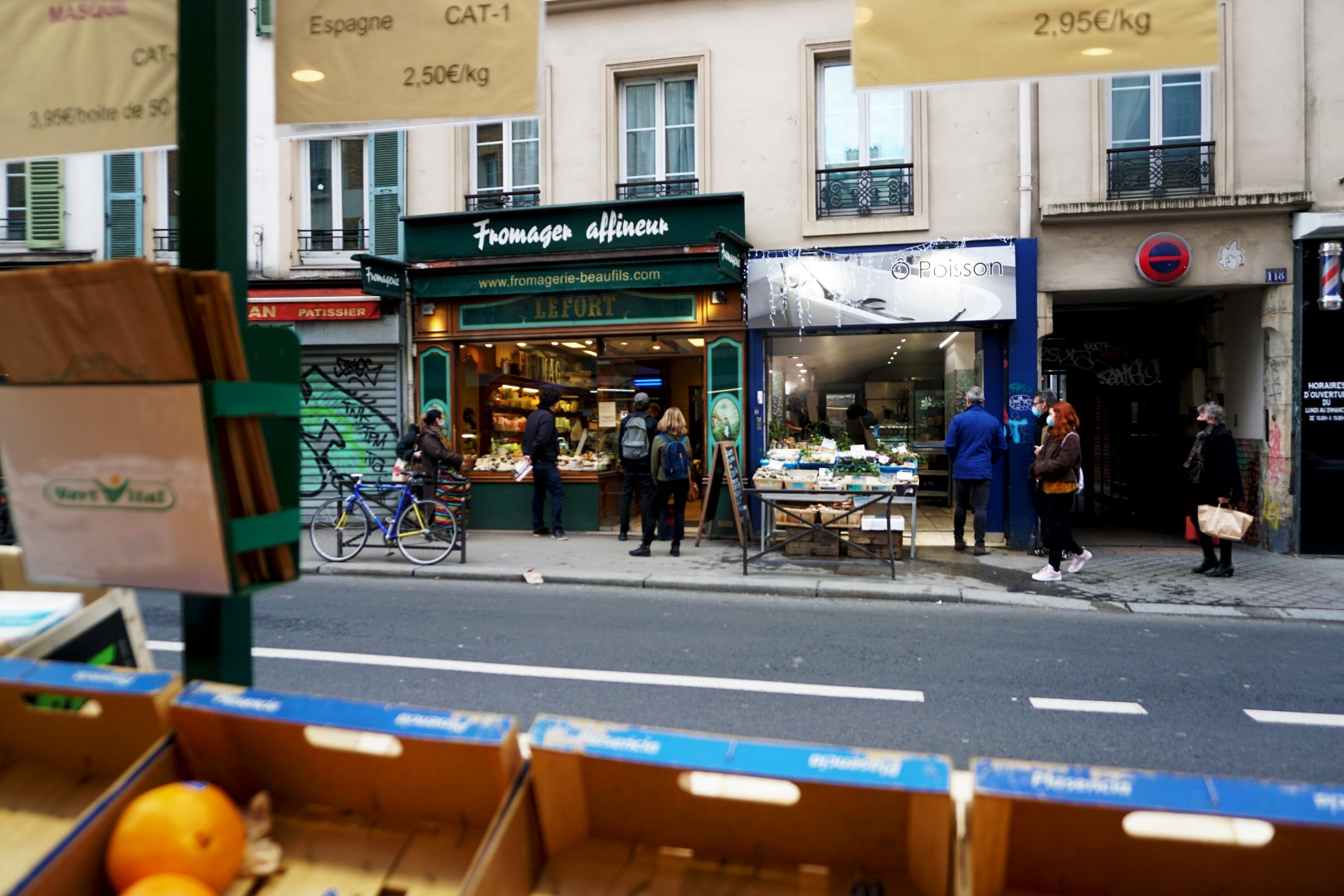 Balade le long de la rue de Belleville - Cours cachées - Autour de Jourdain