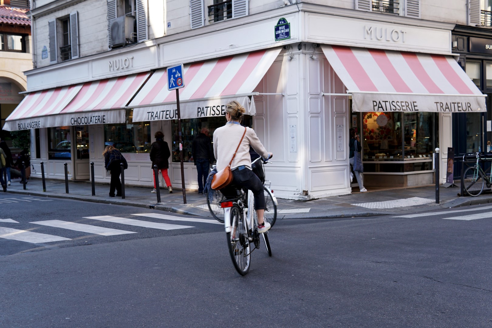 Rue de Tournon - Une balade autour d'Odéon - 5e et 6e arrondissements de Paris